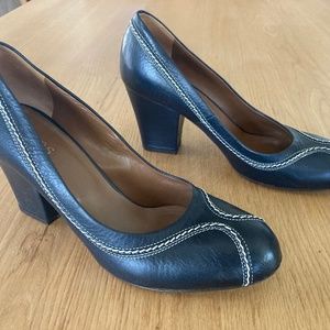 Hobbs London Navy Leather Pumps